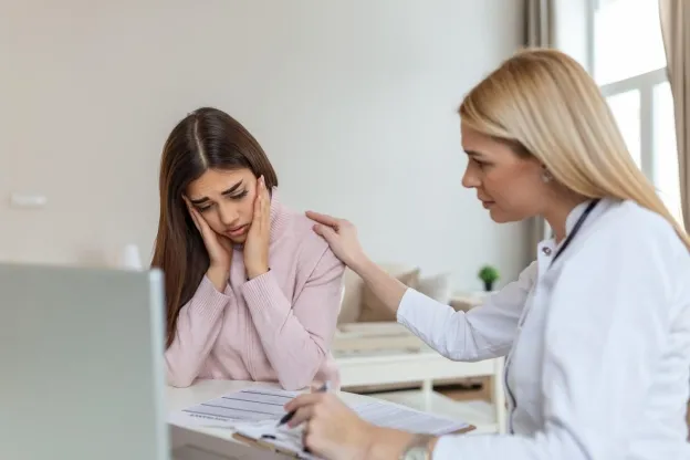 SUY BUỒNG TRỨNG NGUYÊN PHÁT. NHẬN BIẾT SỚM ĐỂ BẢO VỆ SỨC KHỎE SINH SẢN